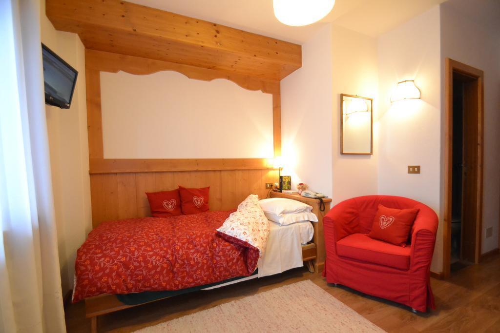 Hotel Villa Nevada Cortina d'Ampezzo Kamer foto