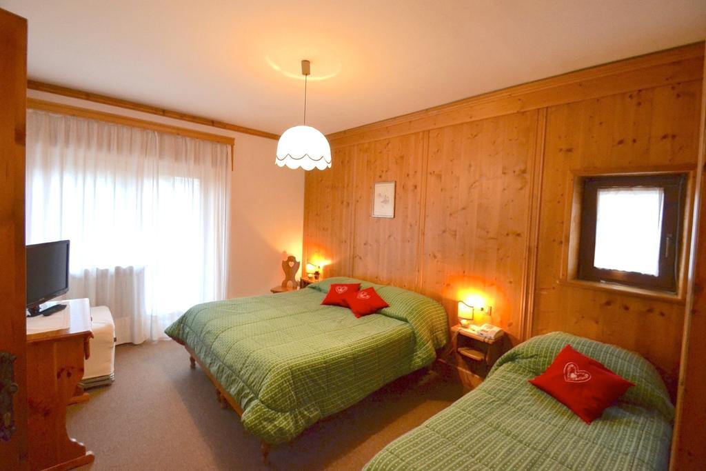 Hotel Villa Nevada Cortina d'Ampezzo Kamer foto