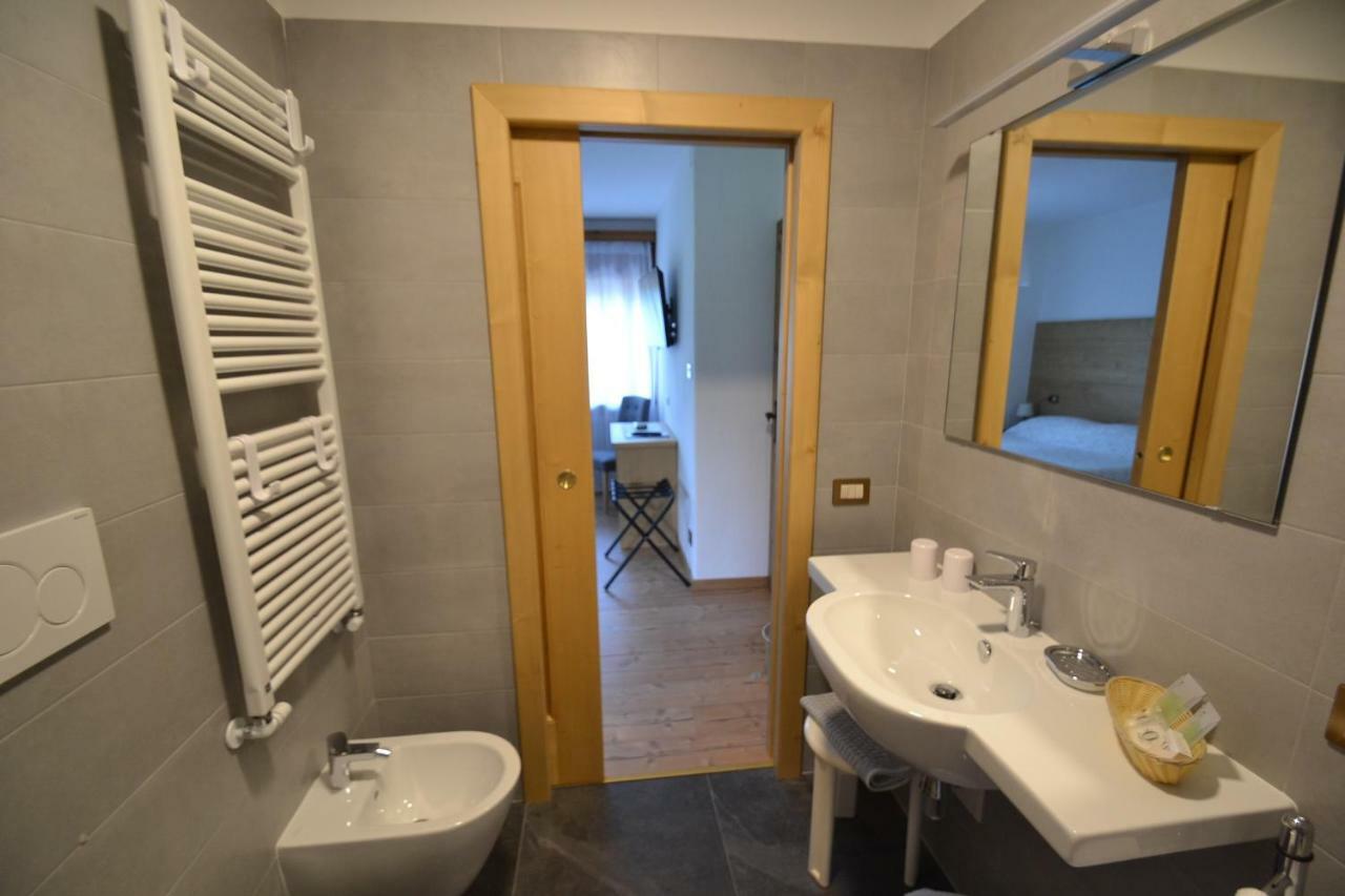 Hotel Villa Nevada Cortina d'Ampezzo Buitenkant foto